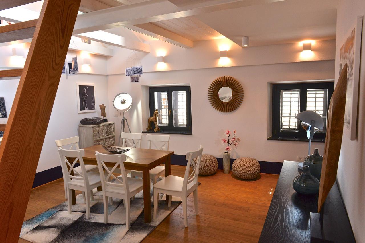 דירות פיראן Casa Al Porto Antico מראה חיצוני תמונה